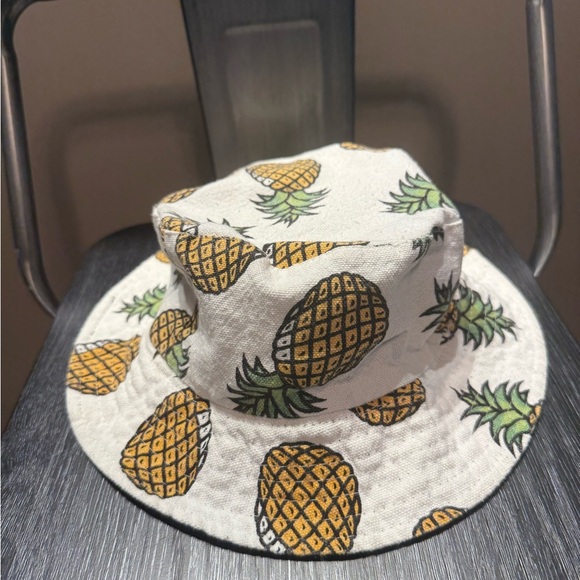 ZLYC Pineapple Print Women's Bucket Hat - Picture 6 of 6